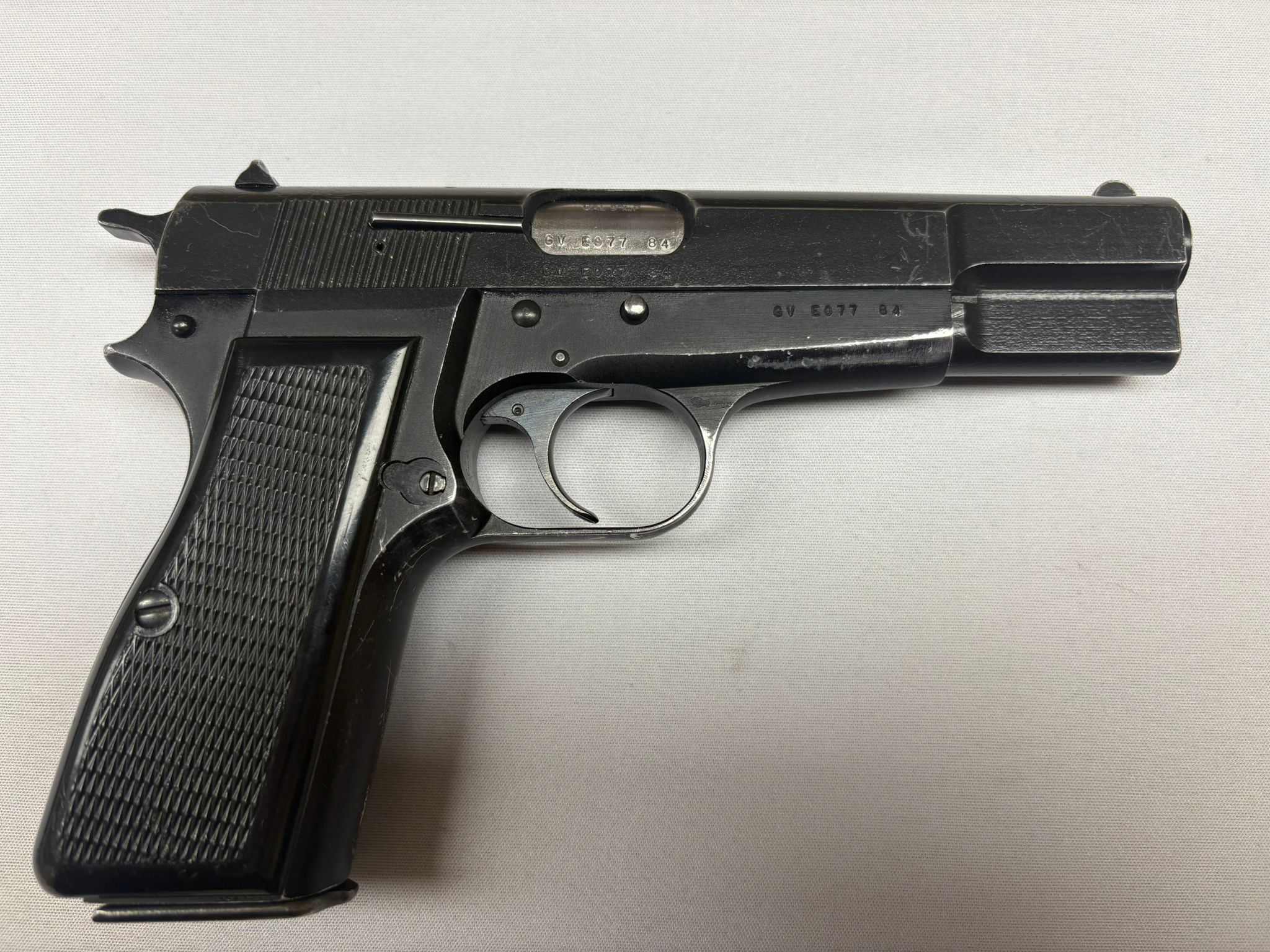 Pistole FN HP 35
