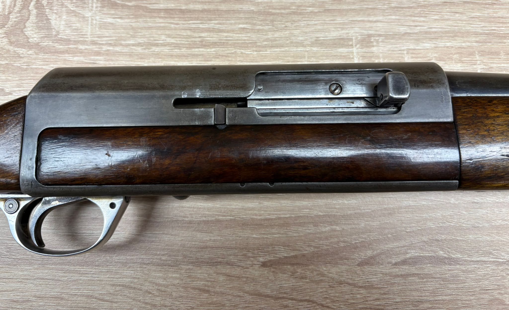 Samonabíjecí brokovnice CZ 816