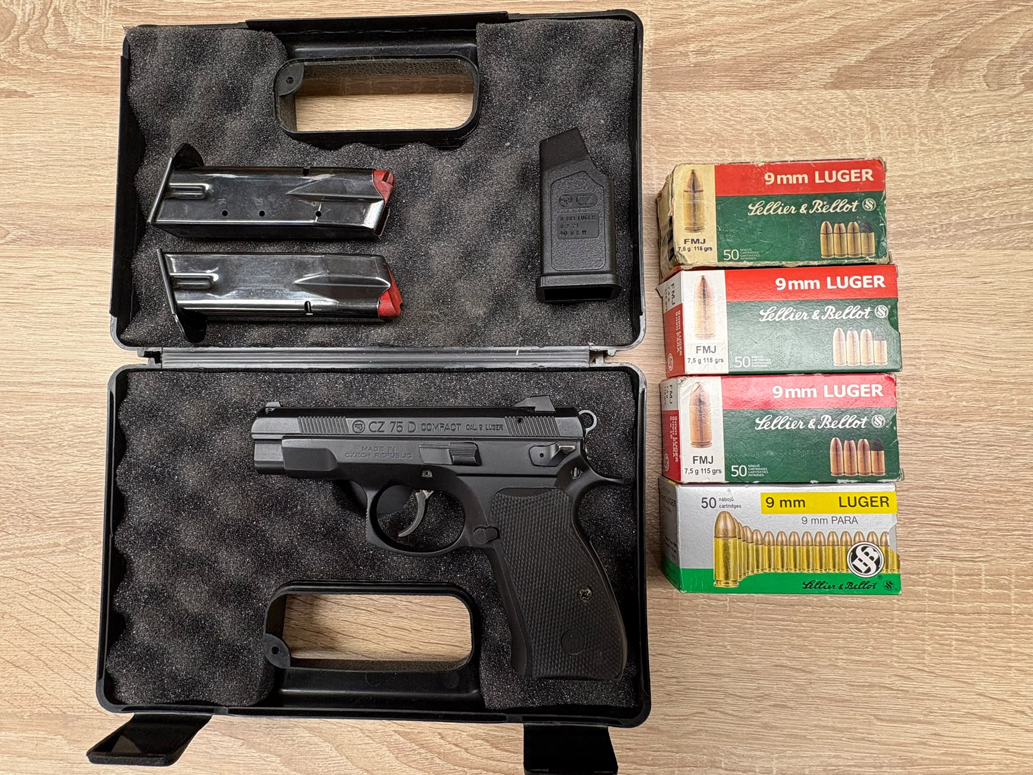 CZ 75D Compact model PČR, 9mm Luger