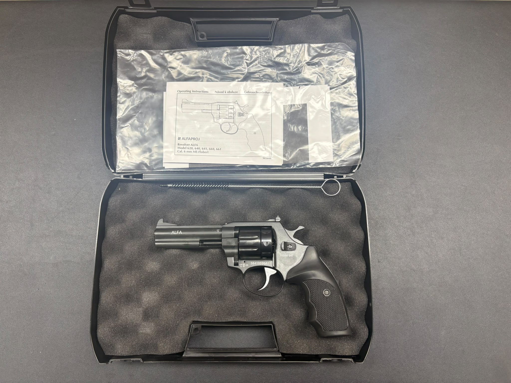 Revolver Alfa 641 Flobert r. 6 mm