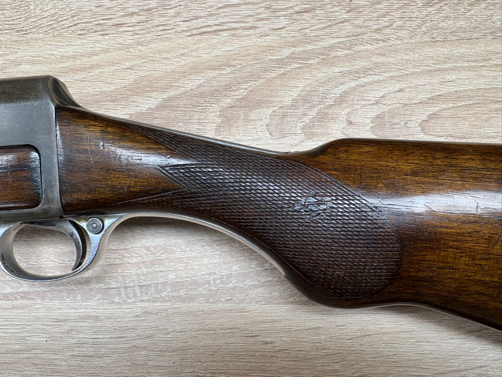 Samonabíjecí brokovnice CZ 816