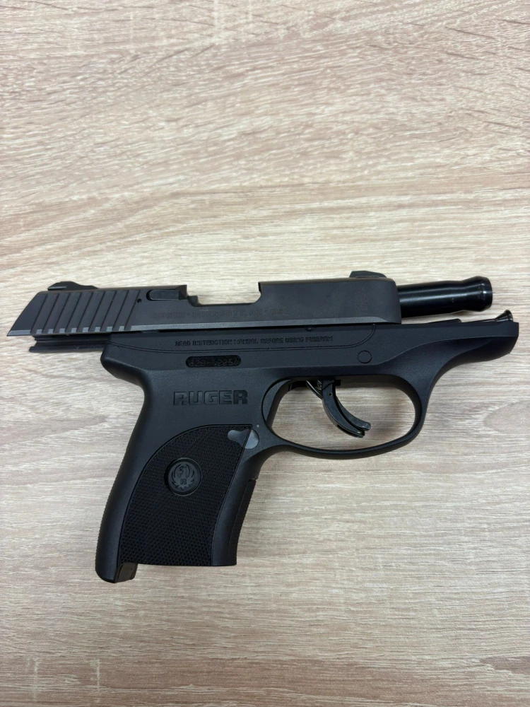 RUGER LC9s 9mm Luger
